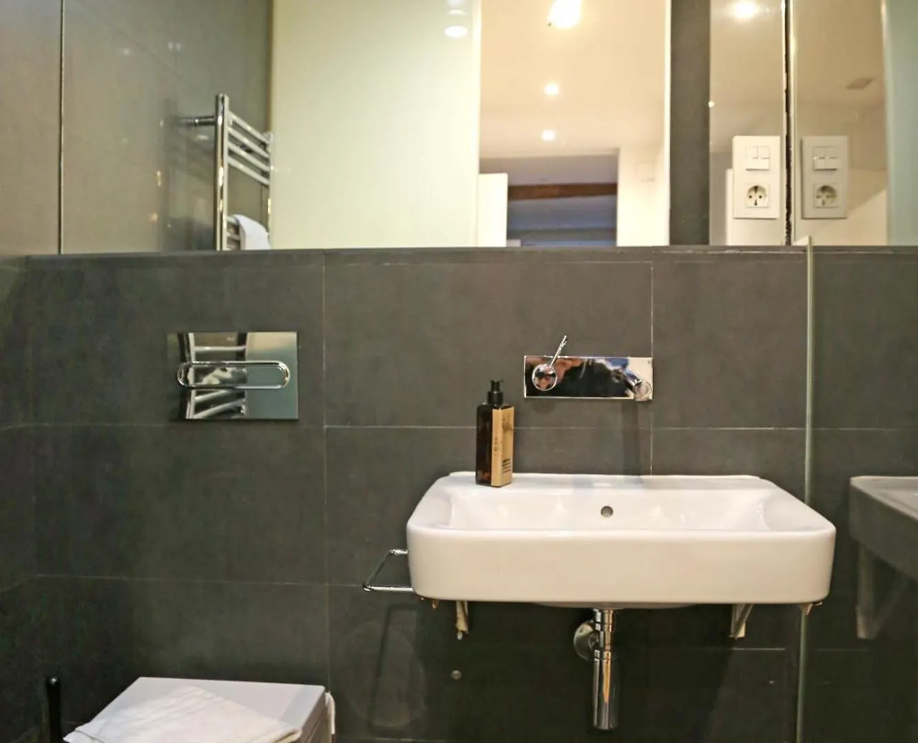 Baps Apartments Bilbao 0*,  Spanien
